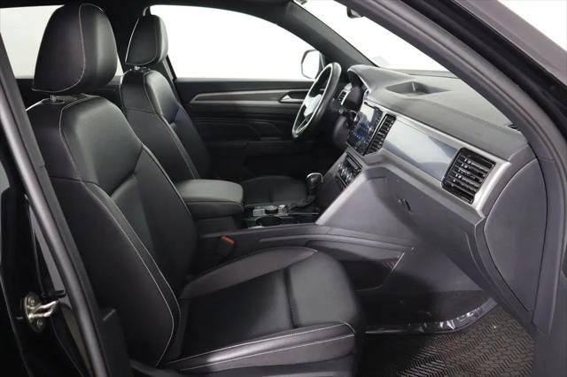 2020 Volkswagen Atlas Cross Sport 3.6L V6 SEL R-Line