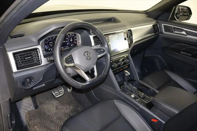 2020 Volkswagen Atlas Cross Sport 3.6L V6 SEL R-Line