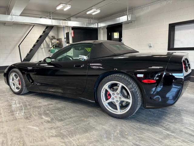 2004 Chevrolet Corvette 2dr Convertible