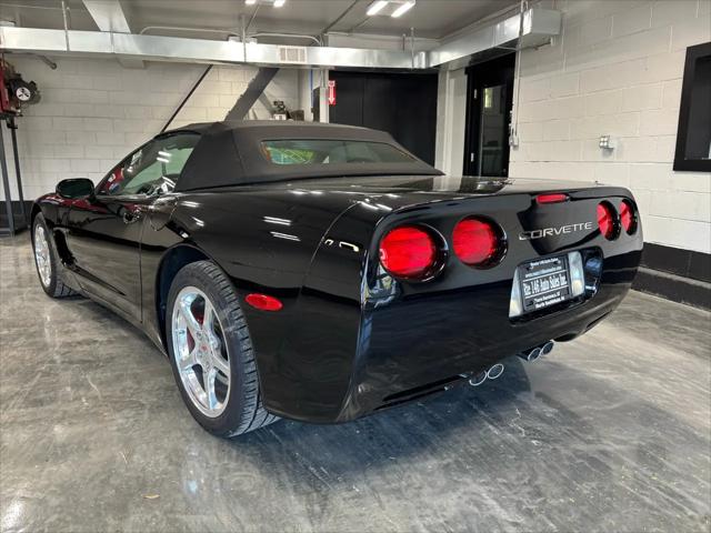 2004 Chevrolet Corvette 2dr Convertible