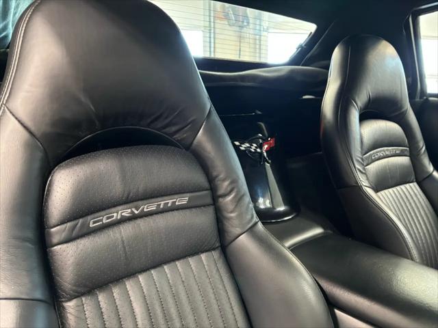 2004 Chevrolet Corvette 2dr Convertible