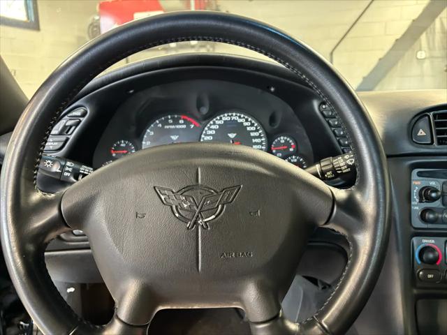 2004 Chevrolet Corvette 2dr Convertible