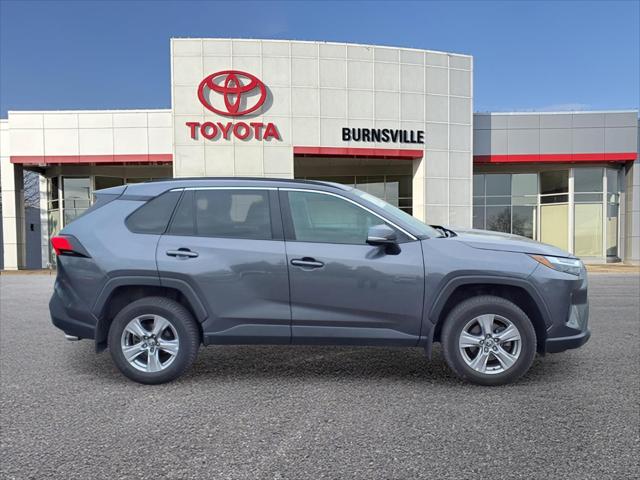 Used 2022 Toyota RAV4 XLE with VIN 2T3P1RFV8NC315913 for sale in Burnsville, Minnesota