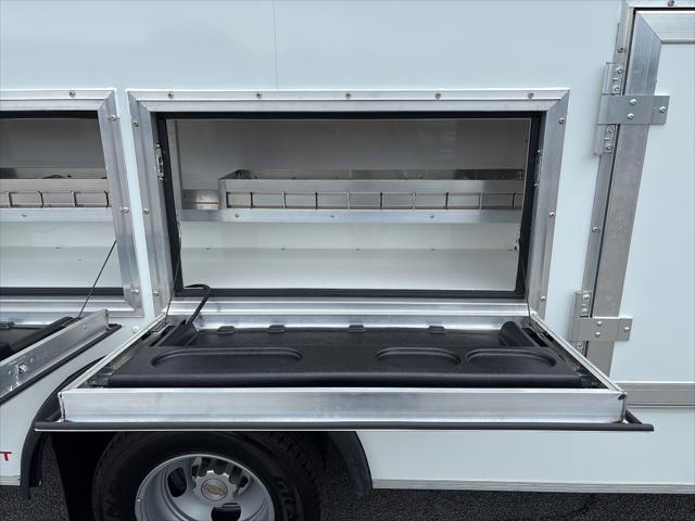 2026 Chevrolet Express Cutaway 4500 Van