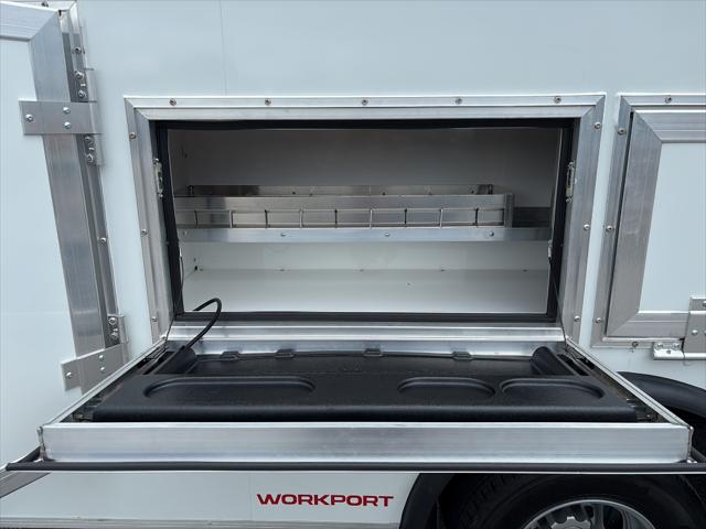 2026 Chevrolet Express Cutaway 4500 Van