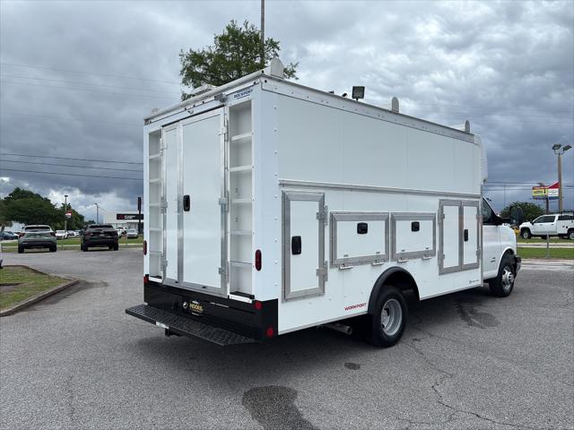 2026 Chevrolet Express Cutaway 4500 Van