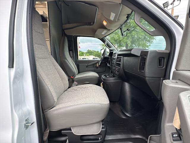 2026 Chevrolet Express Cutaway 4500 Van