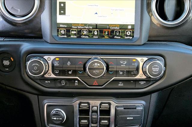 2022 Jeep Wrangler Unlimited Sahara Altitude 4x4