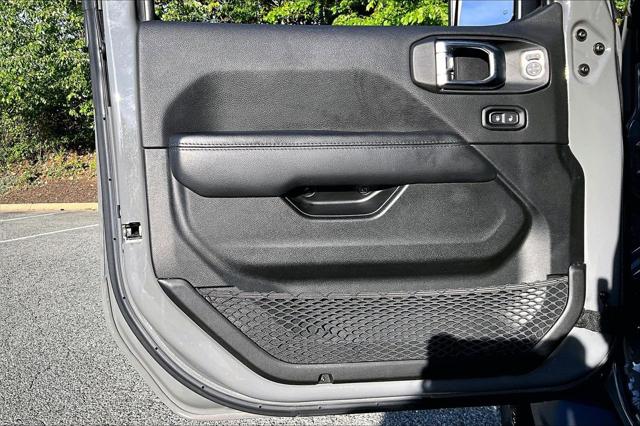 2022 Jeep Wrangler Unlimited Sahara Altitude 4x4