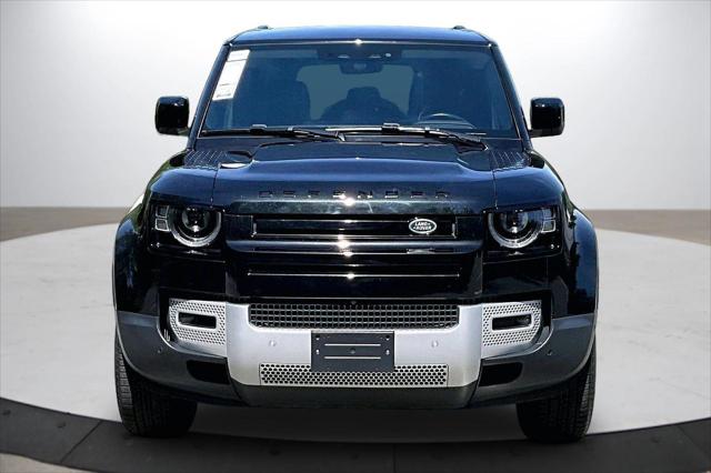 2024 Land Rover Defender 110 P300