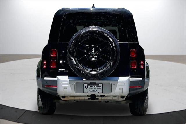 2024 Land Rover Defender 110 P300