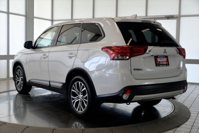 2017 Mitsubishi Outlander SE