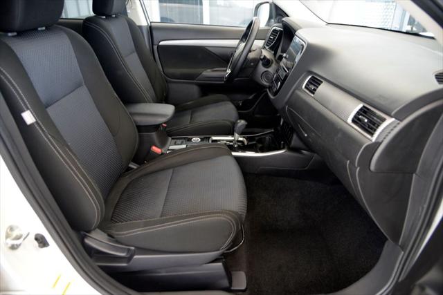 2017 Mitsubishi Outlander SE