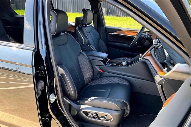 2025 Jeep Grand Cherokee L Summit Reserve 4x4
