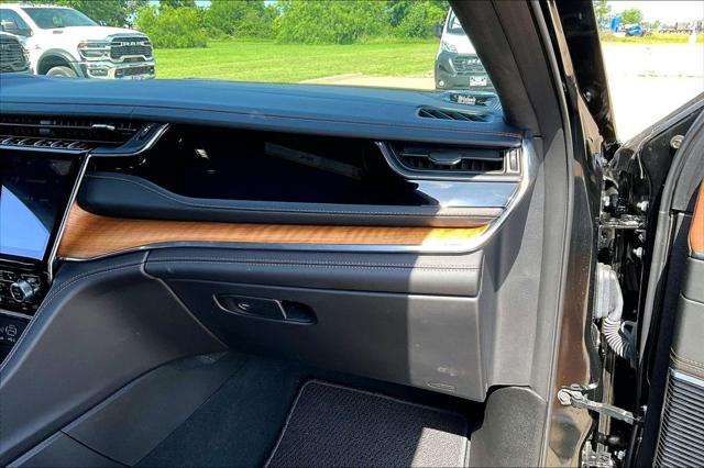 2025 Jeep Grand Cherokee L Summit Reserve 4x4