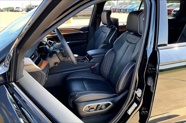 2025 Jeep Grand Cherokee L Summit Reserve 4x4