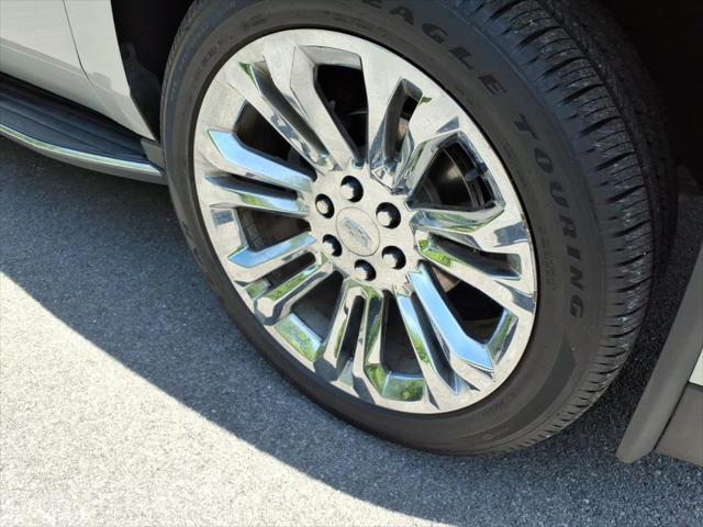2018 Cadillac Escalade ESV Luxury