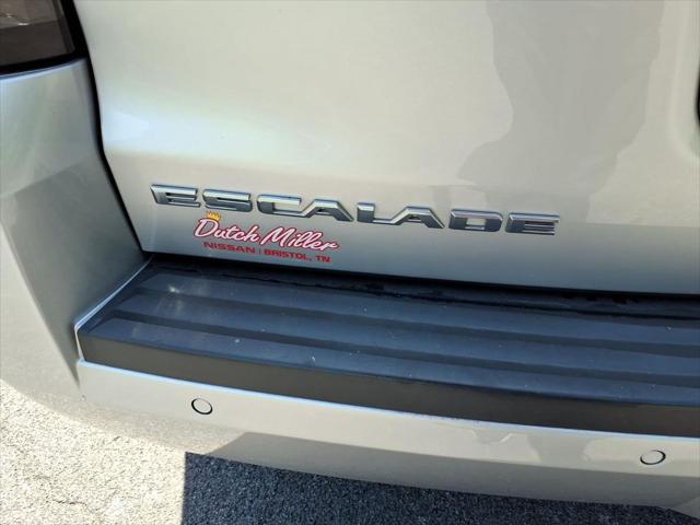 2018 Cadillac Escalade ESV Luxury