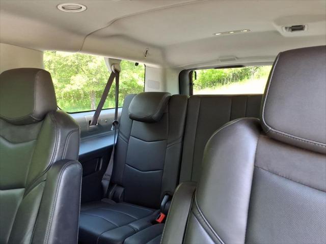 2018 Cadillac Escalade ESV Luxury