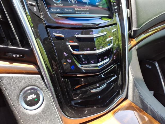 2018 Cadillac Escalade ESV Luxury