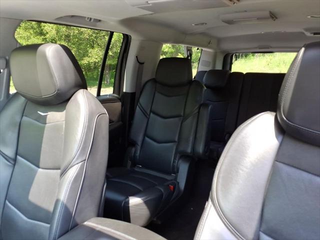 2018 Cadillac Escalade ESV Luxury