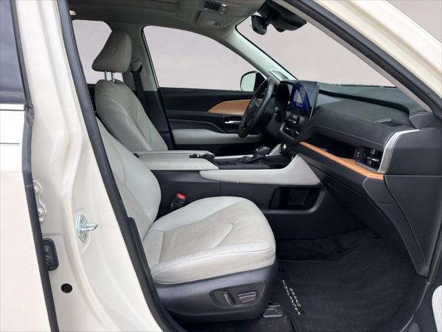 2024 Toyota Grand Highlander Limited - Photo 15