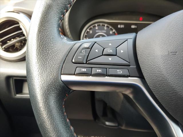 2020 Nissan Versa SR Xtronic CVT