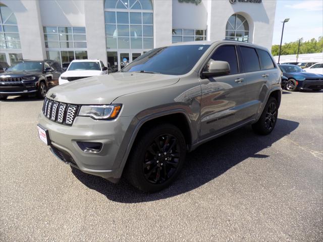 2022 Jeep Grand Cherokee Laredo X 4x4