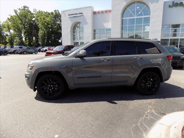 2022 Jeep Grand Cherokee Laredo X 4x4