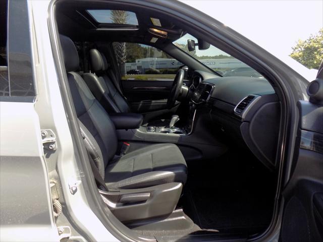 2022 Jeep Grand Cherokee Laredo X 4x4
