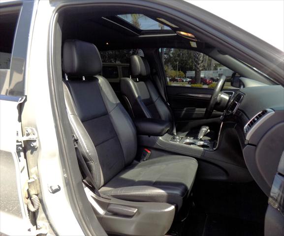 2022 Jeep Grand Cherokee Laredo X 4x4
