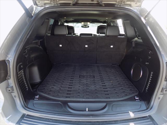 2022 Jeep Grand Cherokee Laredo X 4x4