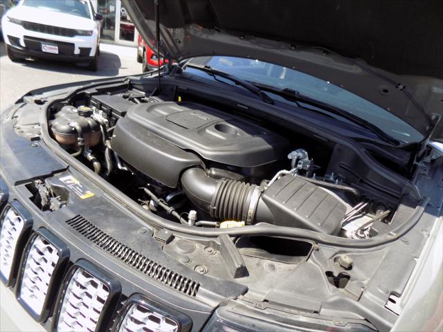 2022 Jeep Grand Cherokee Laredo X 4x4