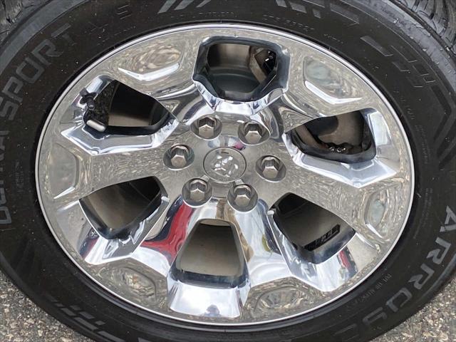 2020 Ram 1500 Big Horn Crew Cab 4x4 5'7" Box