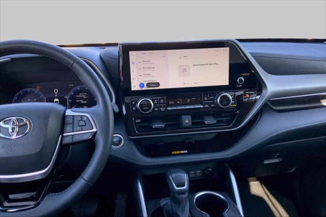 Used 2025 Toyota Highlander Limited For Sale in Lubbock, TX