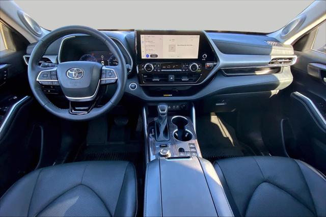 Used 2025 Toyota Highlander Limited For Sale in Lubbock, TX