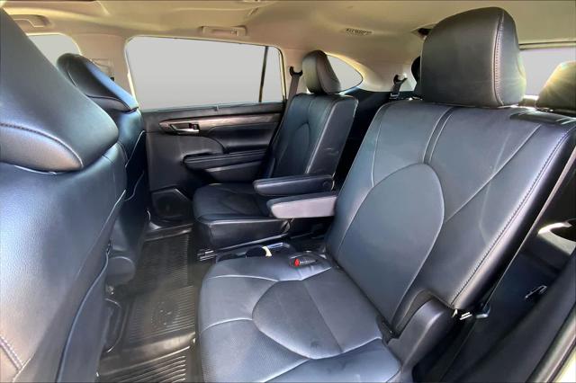 Used 2025 Toyota Highlander Limited For Sale in Lubbock, TX