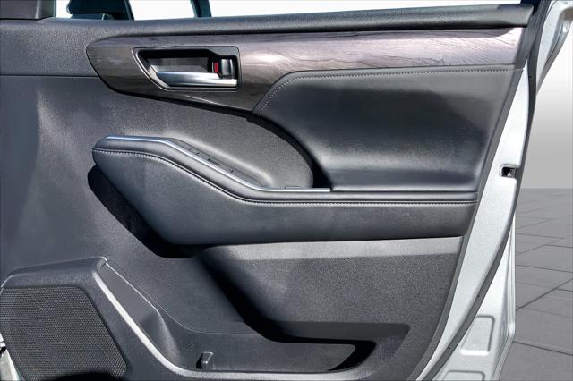 Used 2025 Toyota Highlander Limited For Sale in Lubbock, TX