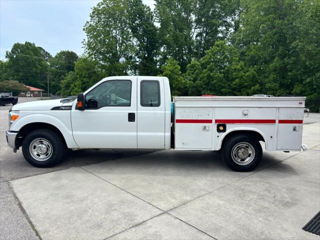 2016 Ford F-350 XL Pickup 4D 8 ft