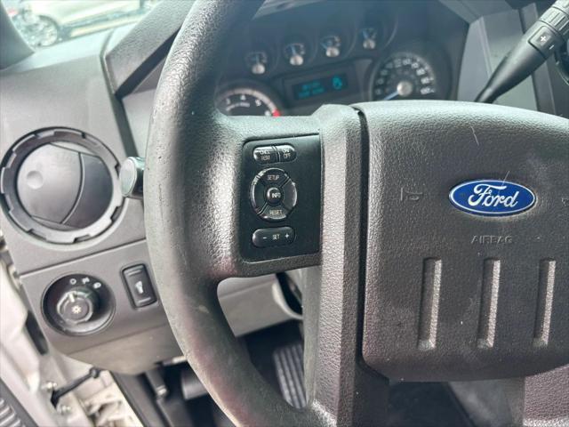 2016 Ford F-350 XL Pickup 4D 8 ft