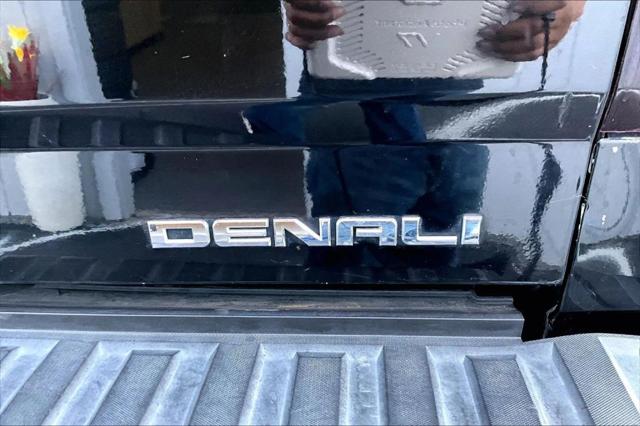 2014 GMC Sierra 1500 Denali Pickup 4D 5 3/4 ft