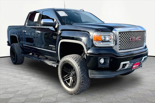 2014 GMC Sierra 1500 Denali Pickup 4D 5 3/4 ft
