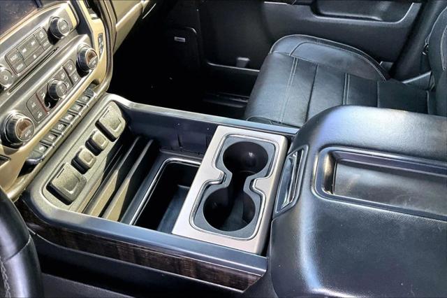 2014 GMC Sierra 1500 Denali Pickup 4D 5 3/4 ft