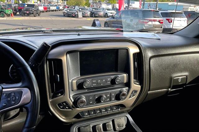 2014 GMC Sierra 1500 Denali Pickup 4D 5 3/4 ft