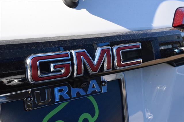 2023 GMC Acadia AWD SLT