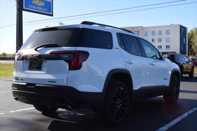 2023 GMC Acadia AWD SLT