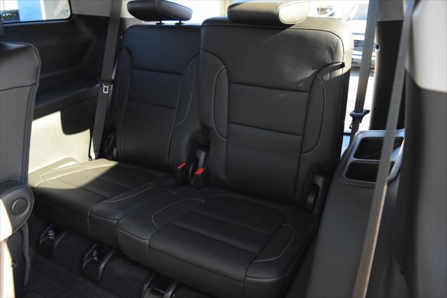 2023 GMC Acadia AWD SLT