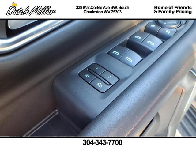 2023 Chevrolet Suburban 4WD RST