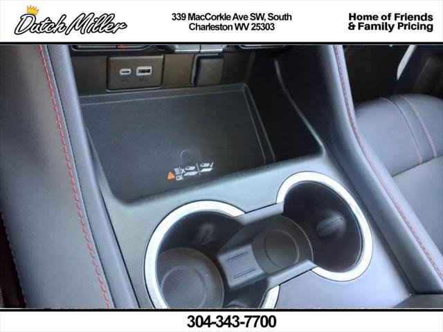 2023 Chevrolet Suburban 4WD RST