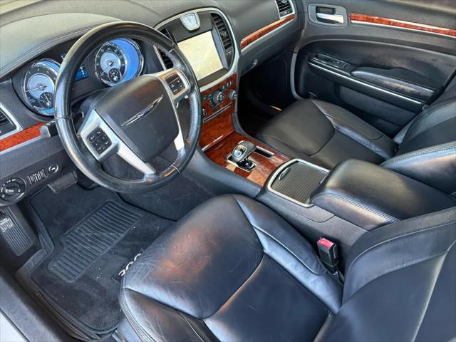 2012 Chrysler 300 Limited